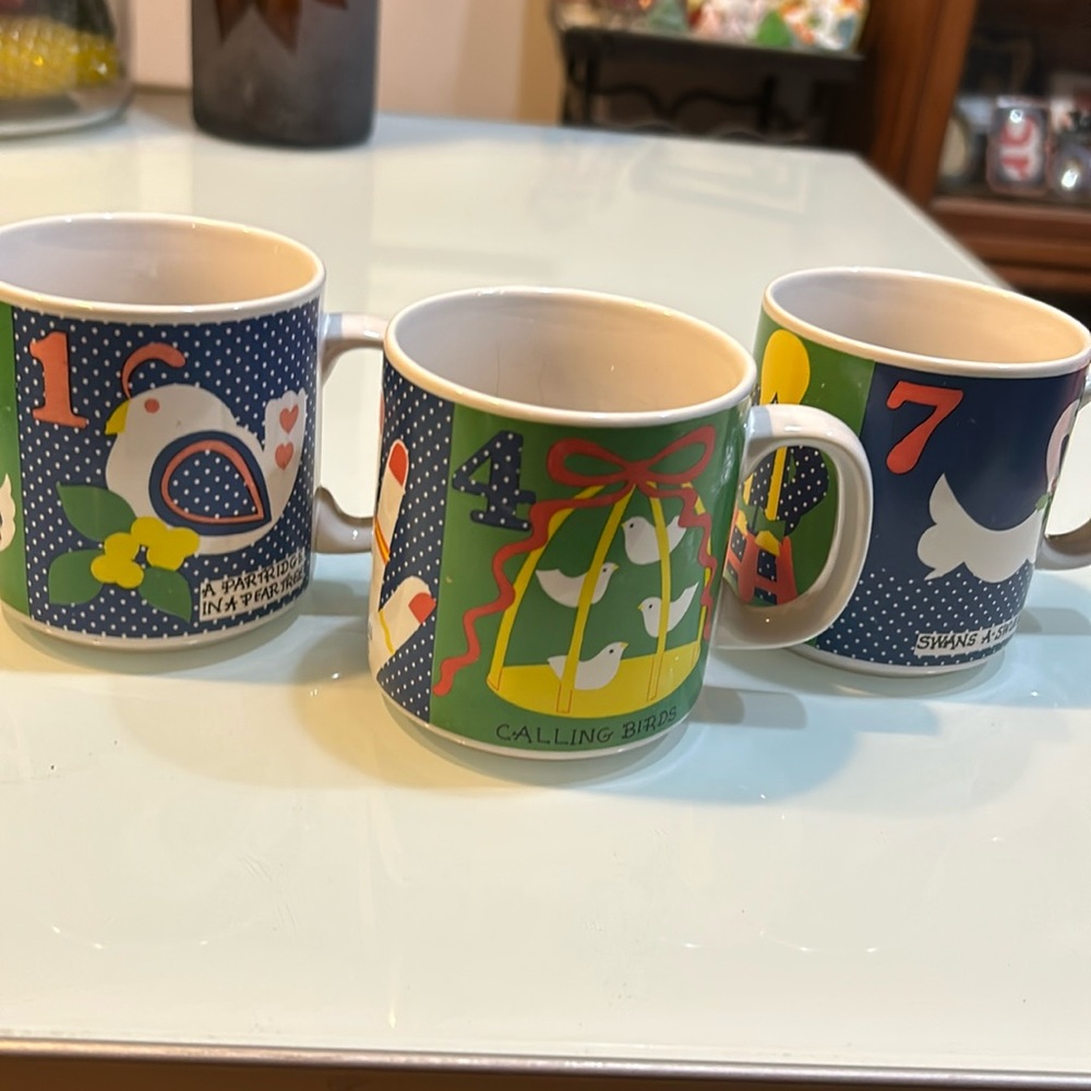 Set of 3 vintage Grant Howard 12 days of Christmas mugs Korea
